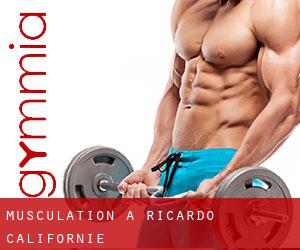 Musculation à Ricardo (Californie)